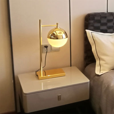 Modern Simple Table Lamp Gold Iron Night Table Lamps For Living Room Table lamp(WH-MTB-62)